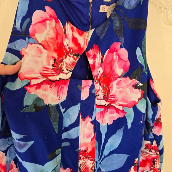 Women's Size 16 Floral Keyhole Dress - Picture 6 of 6